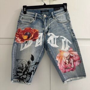 Embellish Denim By Design Women's Hand Painted Jean Shorts Size 28